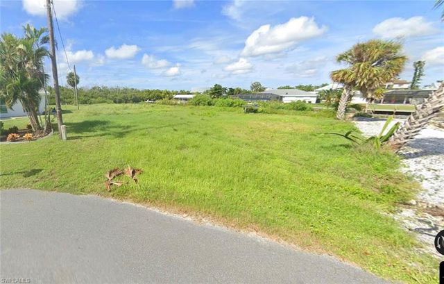 11480 Rebecca CIR, Fort Myers Beach, FL 33931