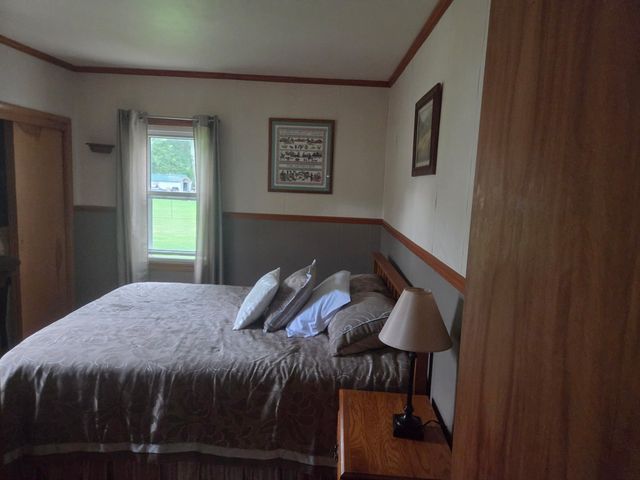2605 SALTSMAN Road, Erie, PA 16510