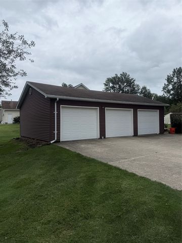 2605 SALTSMAN Road, Erie, PA 16510