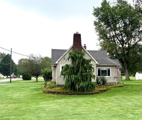 2605 SALTSMAN Road, Erie, PA 16510