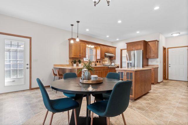 205 Ashley Lane, Alexandria, MN 56308