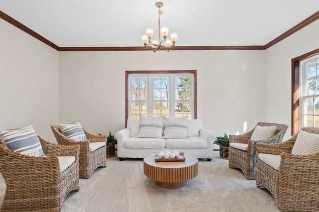 205 Ashley Lane, Alexandria, MN 56308