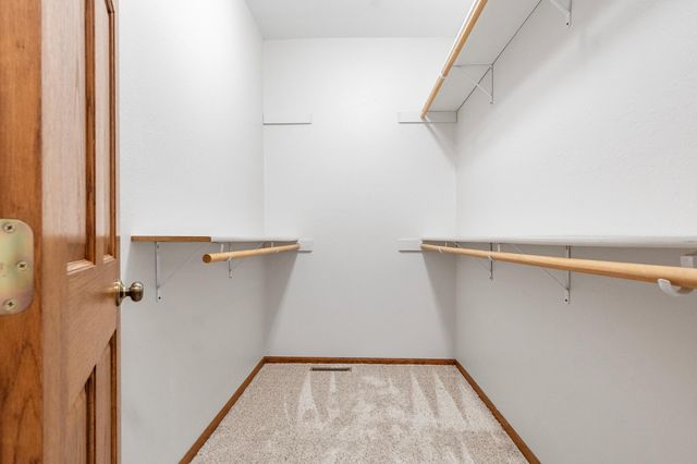 205 Ashley Lane, Alexandria, MN 56308