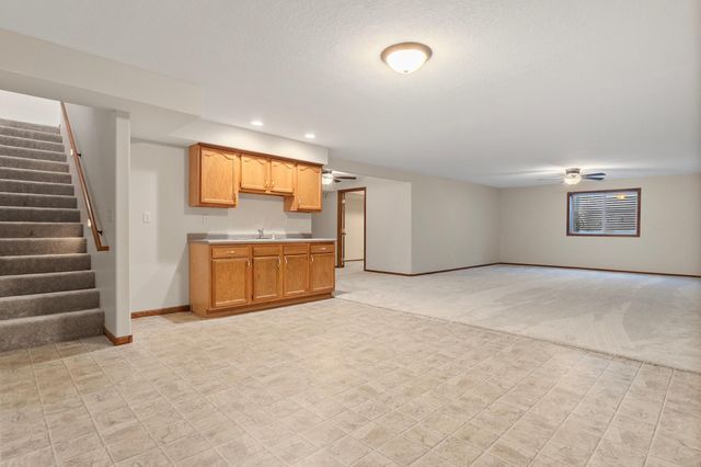 205 Ashley Lane, Alexandria, MN 56308