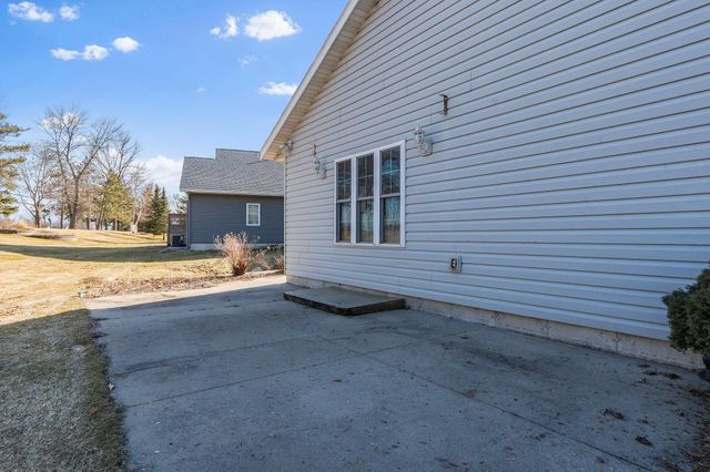 205 Ashley Lane, Alexandria, MN 56308