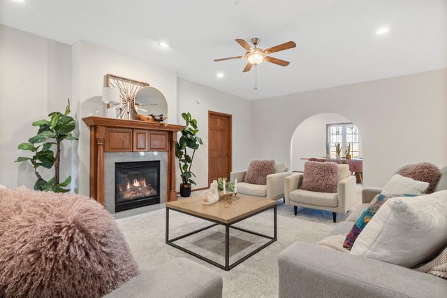 205 Ashley Lane, Alexandria, MN 56308