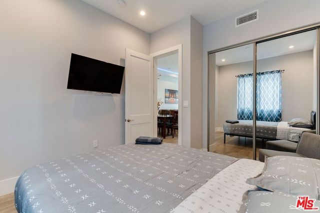 4826 W Pickford, Los Angeles, CA 90019