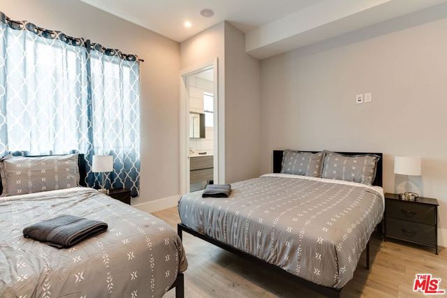 4826 W Pickford, Los Angeles, CA 90019