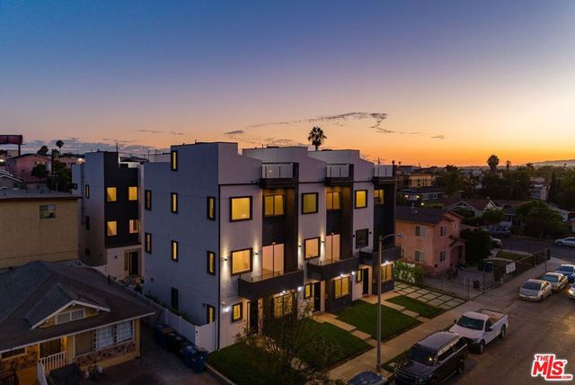 4826 W Pickford, Los Angeles, CA 90019