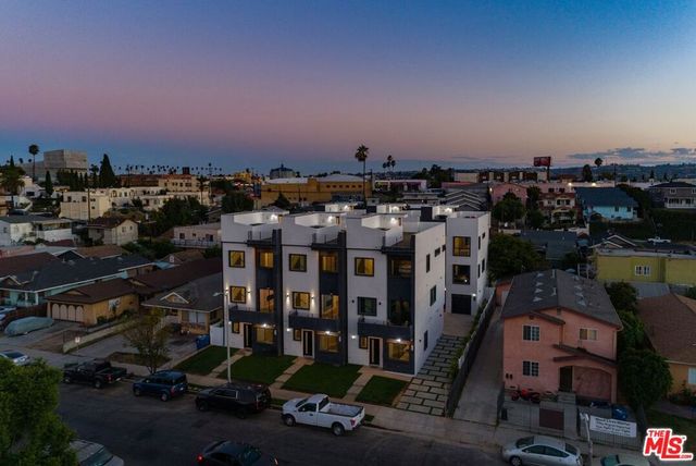 4826 W Pickford, Los Angeles, CA 90019