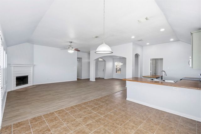 6605 Quail Valley Drive, Midlothian, TX 76065