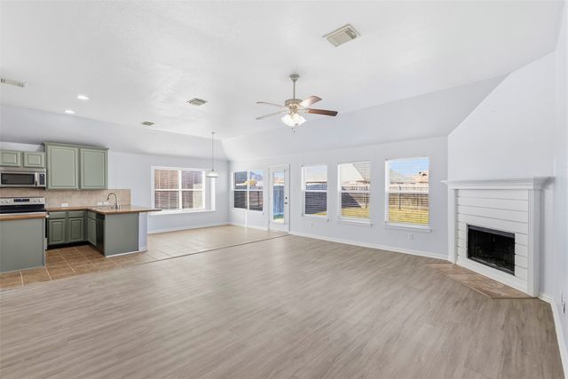 6605 Quail Valley Drive, Midlothian, TX 76065