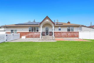3 Dubois Avenue, Amityville, NY 11701