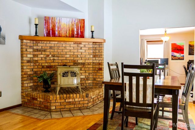 1113 12th Avenue, Houghton, MI 49931