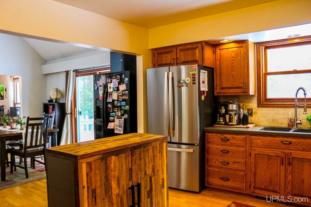 1113 12th Avenue, Houghton, MI 49931