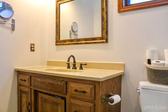 1113 12th Avenue, Houghton, MI 49931