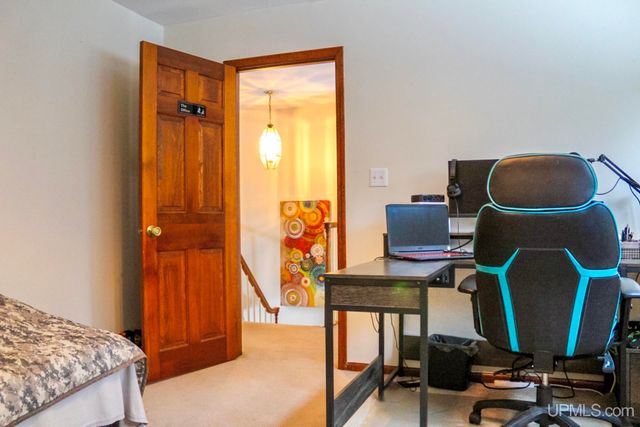 1113 12th Avenue, Houghton, MI 49931