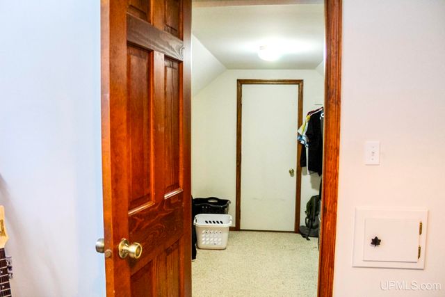 1113 12th Avenue, Houghton, MI 49931