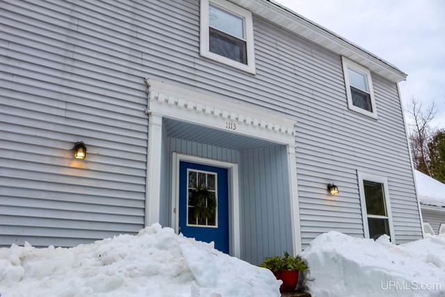 1113 12th Avenue, Houghton, MI 49931