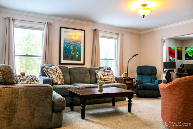 1113 12th Avenue, Houghton, MI 49931