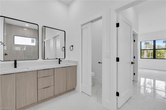 3202 21st ST W, Lehigh Acres, FL 33971