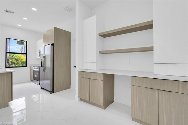 3202 21st ST W, Lehigh Acres, FL 33971