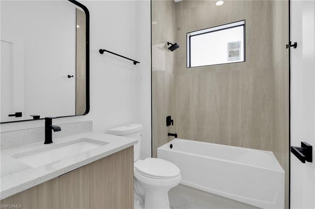 3202 21st ST W, Lehigh Acres, FL 33971