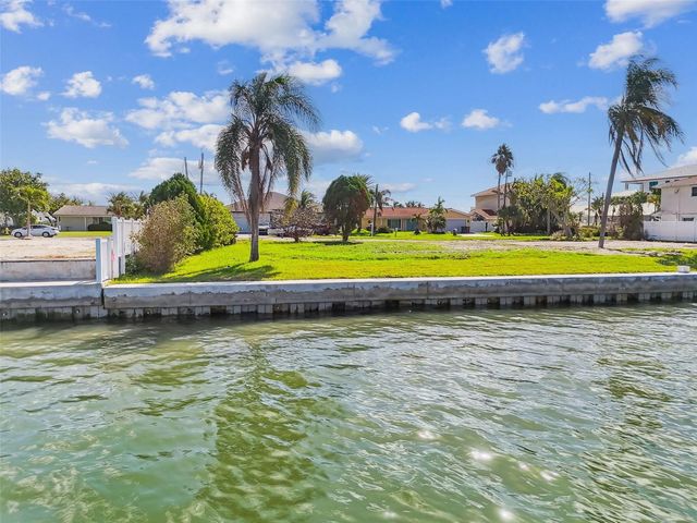 570 JOHNS PASS AVENUE, Madeira Beach, FL 33708