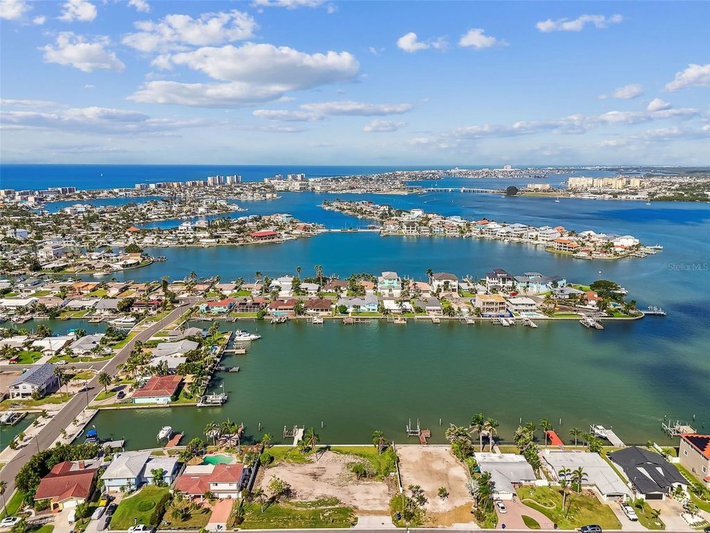 Image 30 of property listing at 570 JOHNS PASS AVENUE, Madeira Beach, FL 33708