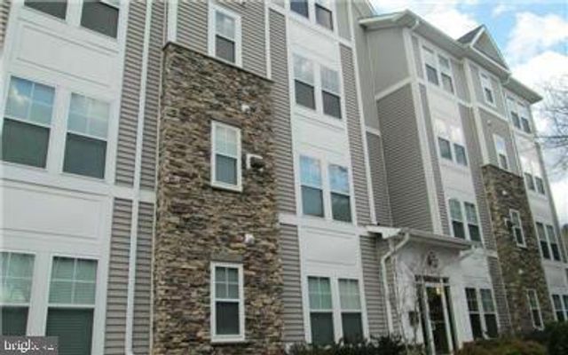 1301 KAREN BLVD #403, Capitol Heights, MD 20743