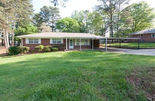 1224 Skyview SW Circle, Mableton, GA 30126