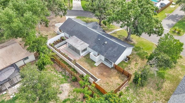 4825 FOXRUN, Lakeland, FL 33813