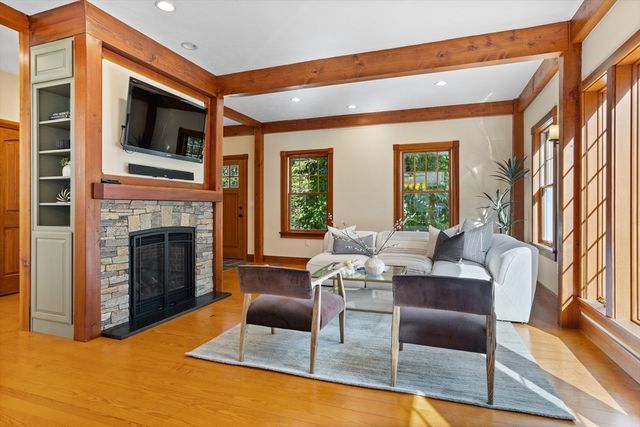 7 Amble Rd, Chelmsford, MA 01824