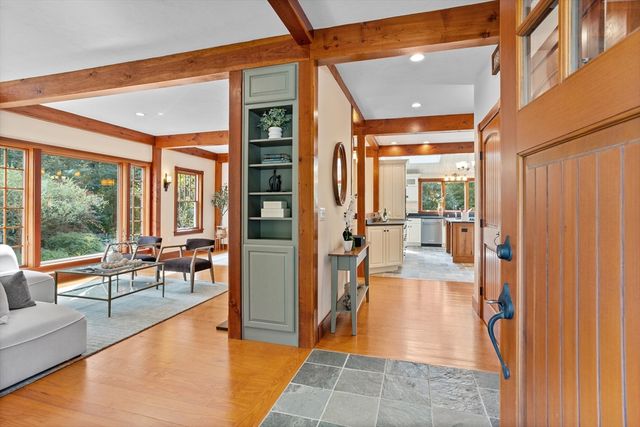 7 Amble Rd, Chelmsford, MA 01824