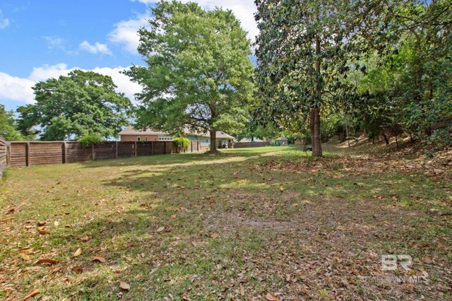 12558 Frondfield Lane, Elberta, AL 36530