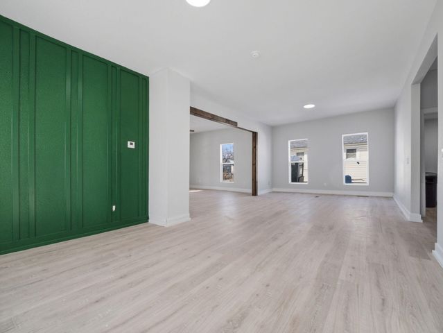 1139 W Lynn Street, Springfield, MO 65802