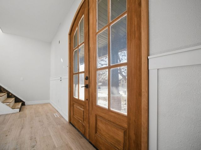 1139 W Lynn Street, Springfield, MO 65802