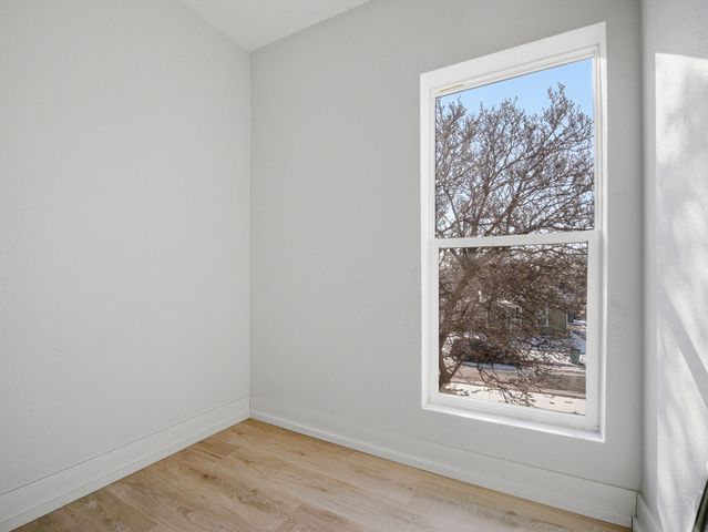 1139 W Lynn Street, Springfield, MO 65802