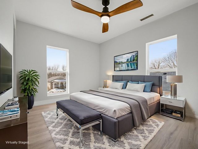 1139 W Lynn Street, Springfield, MO 65802