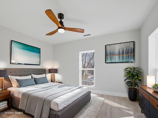 1139 W Lynn Street, Springfield, MO 65802