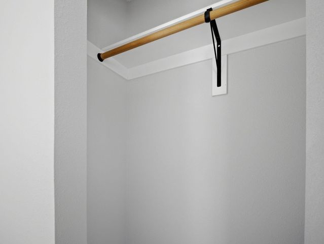 1139 W Lynn Street, Springfield, MO 65802