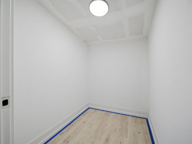 1139 W Lynn Street, Springfield, MO 65802