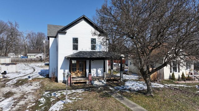 1139 W Lynn Street, Springfield, MO 65802