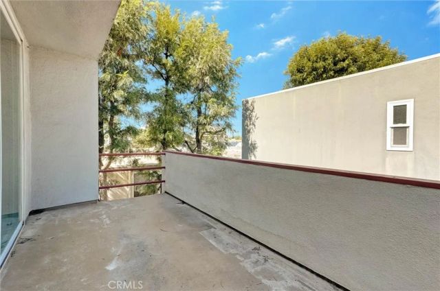 4915 Tyrone 325, Sherman Oaks, CA 91423