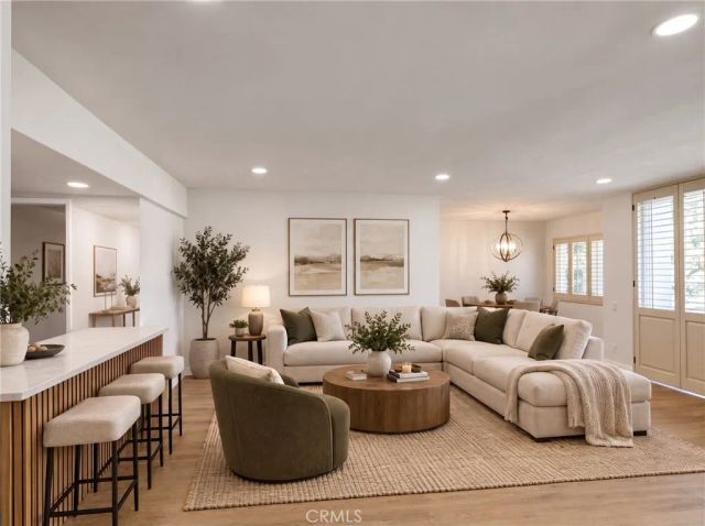 4915 Tyrone 325, Sherman Oaks, CA 91423