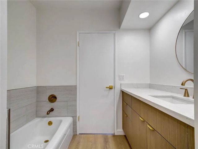 4915 Tyrone 325, Sherman Oaks, CA 91423