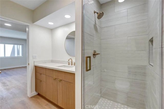 4915 Tyrone 325, Sherman Oaks, CA 91423