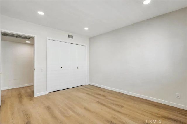 4915 Tyrone 325, Sherman Oaks, CA 91423