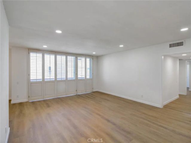 4915 Tyrone 325, Sherman Oaks, CA 91423