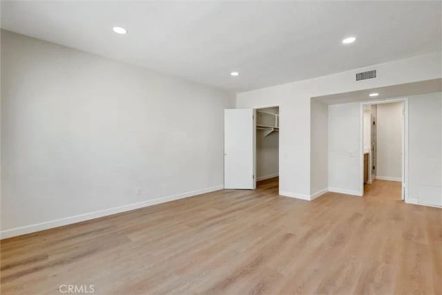 4915 Tyrone 325, Sherman Oaks, CA 91423